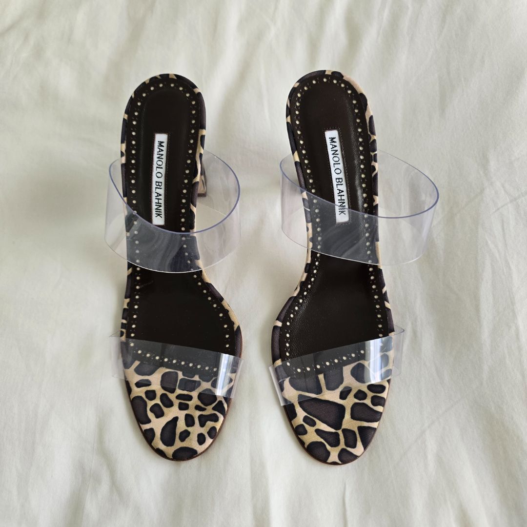 Manolo Blahnik leopard heels, Size 39.5