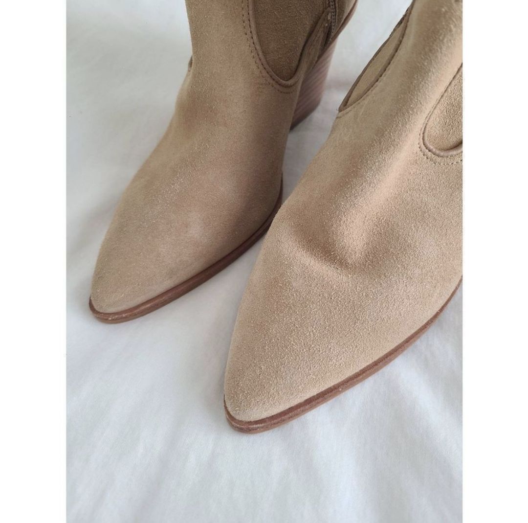 Kaanas tan boots, Size 7