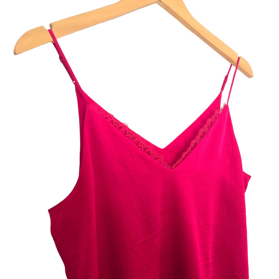 Express berry lace trim tank, Size small