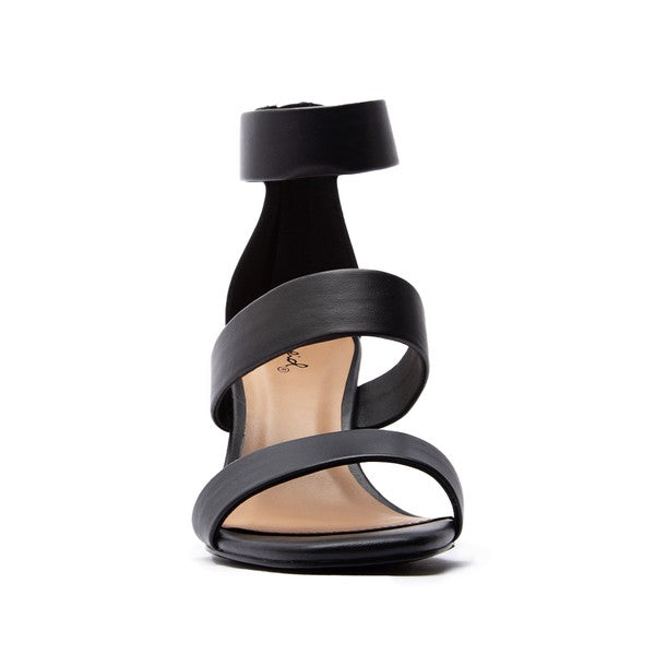 Qupid Chunky heel sandal