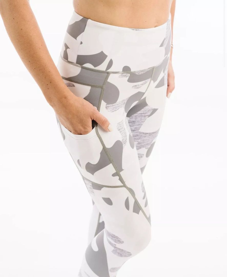 Zyia camo leggings Size 4