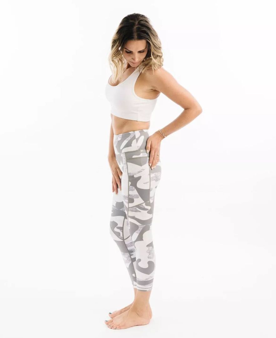 Zyia camo leggings Size 4